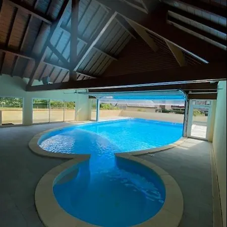 Apartment Balnearia - Appt Avec Piscine Partagee *